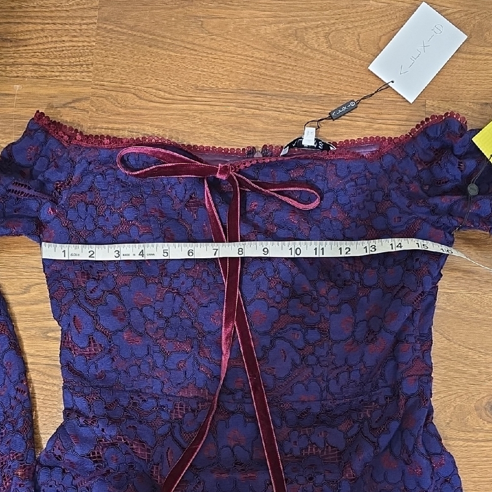 NWT ALEXIS BELIN NEIMAN MARCUS EXCLUSIVE Lace Overlay Bell Sleeve Halter - Picture 2 of 10